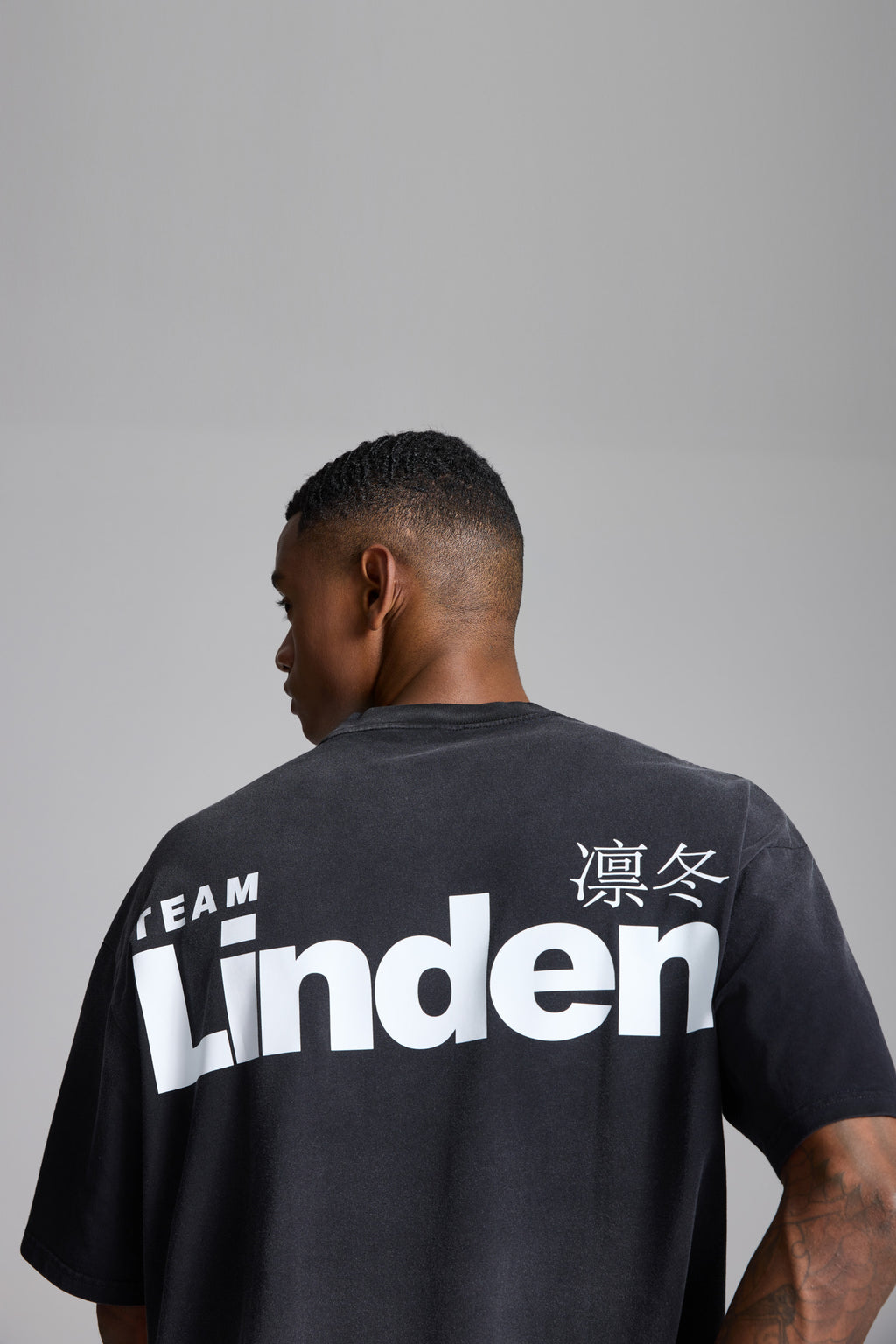 LINDEN クロップドTシャツ