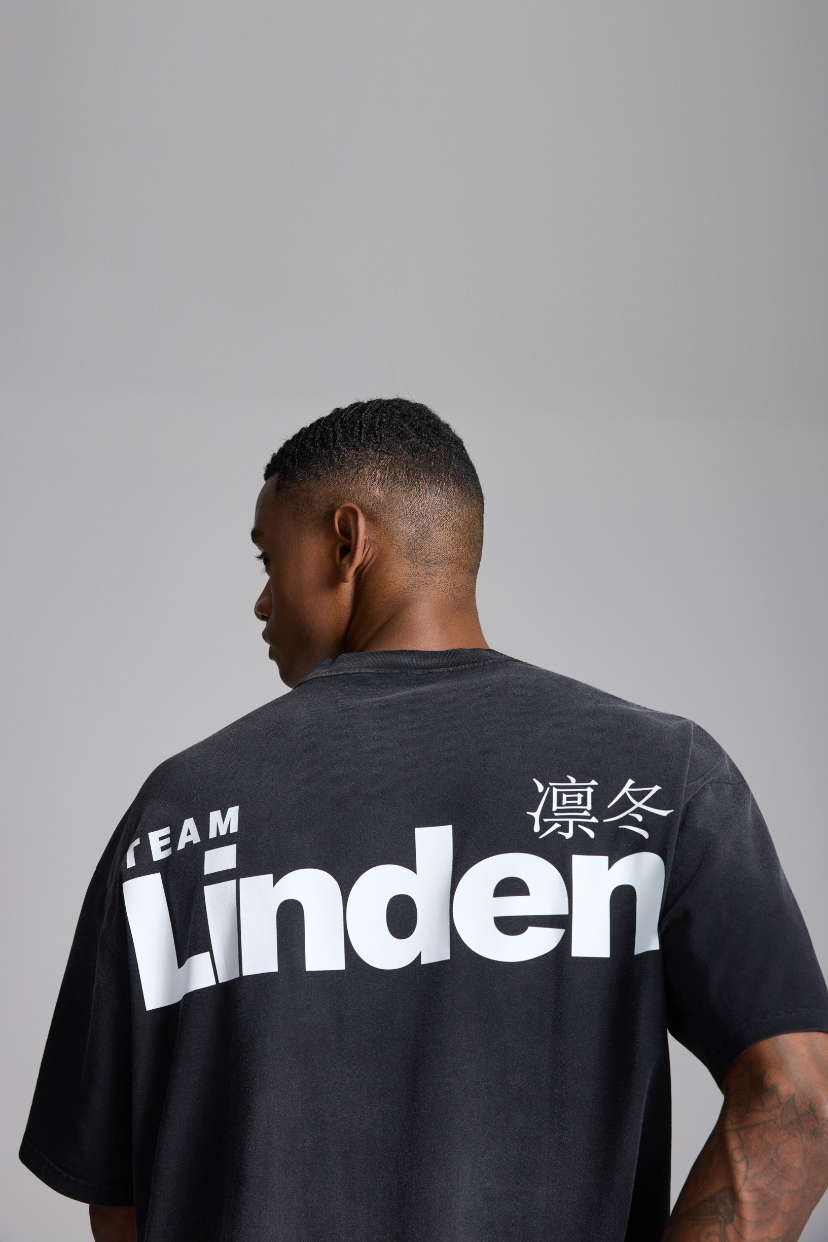 LINDEN クロップドTシャツ